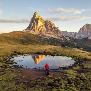 🌄 Ra Gusela pond at sunrise, Dolomiti (Italia)
.
.
.
#passodigiau #pasodigiau #dolomites #dolomitas #dolomiten #dolomiti #sunrise